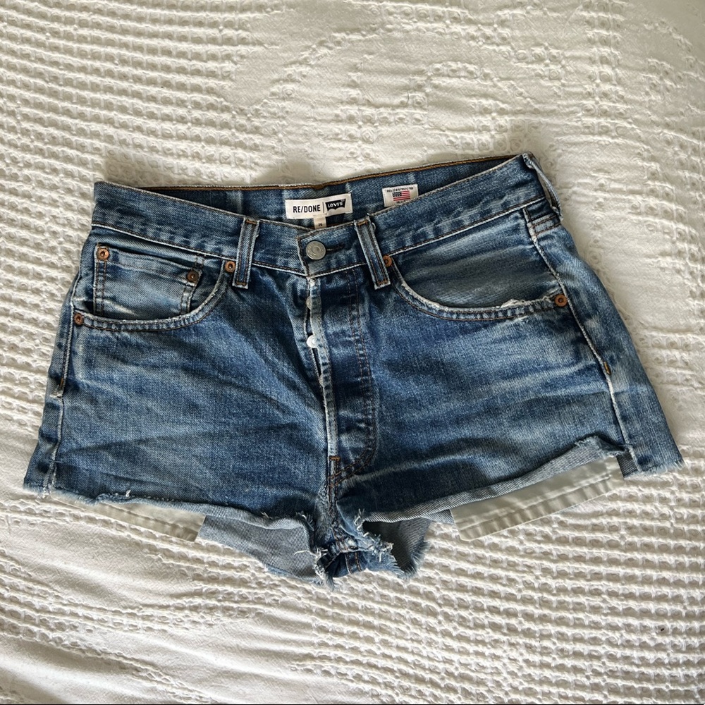 Re/Done redone denim shorts size 26